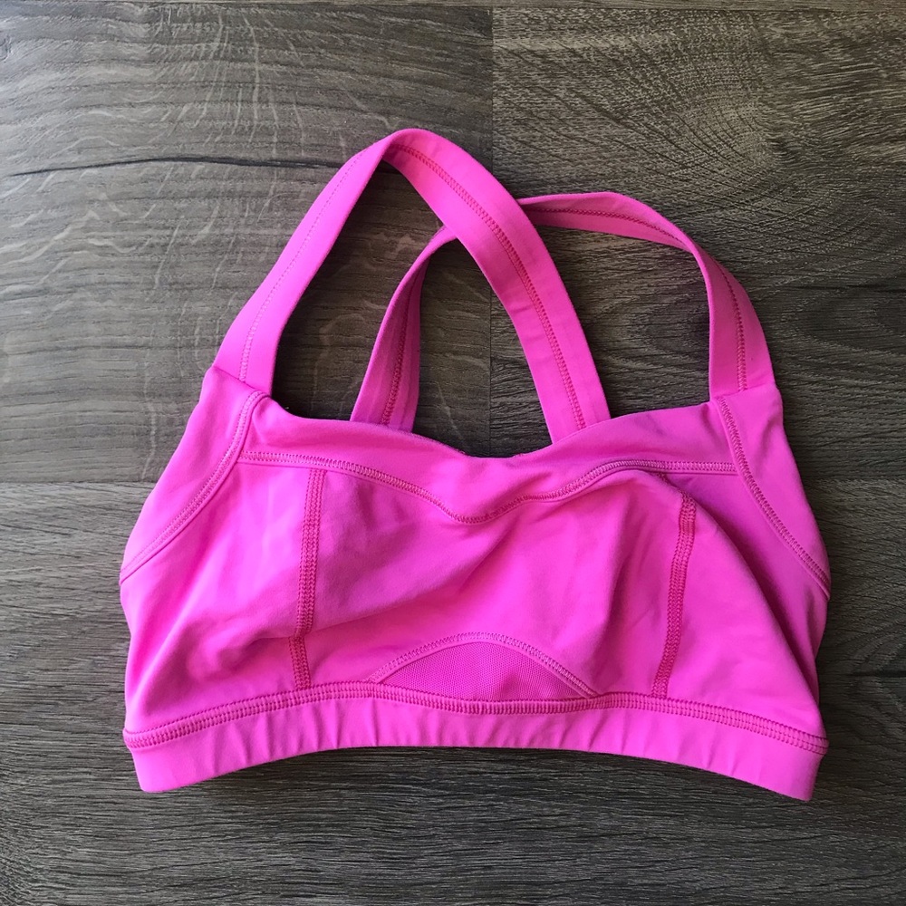 Lululemon sports bra
